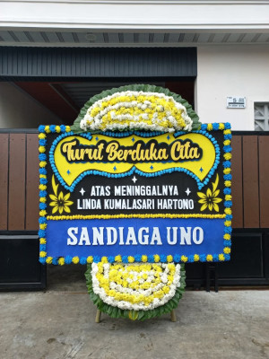 Papan Bunga Duka di Daon